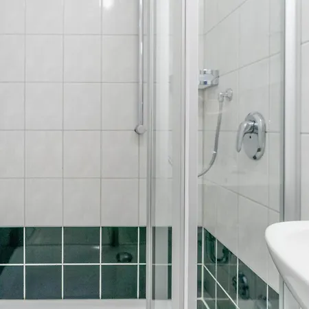 Apartament 370, Seepark